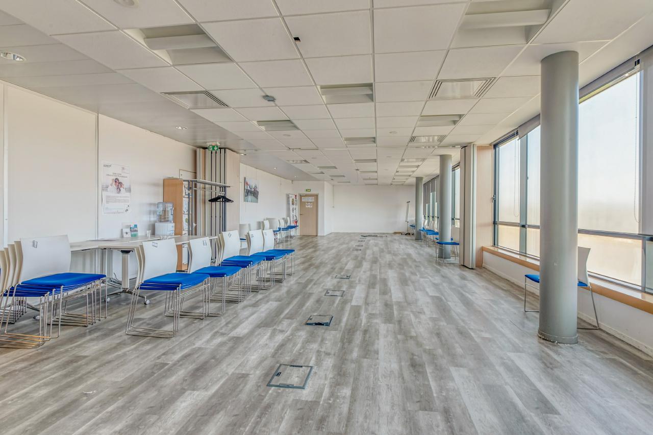 Bureau Saint-Aubin 2000m² Location bureau Saint-Aubin Essonne OLBUR2103612 5